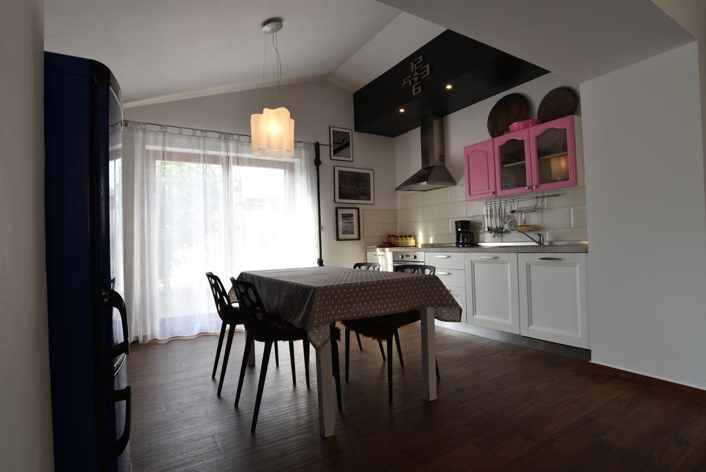 Holiday Home Brhanici สเวตวินเชนัต ภายนอก รูปภาพ